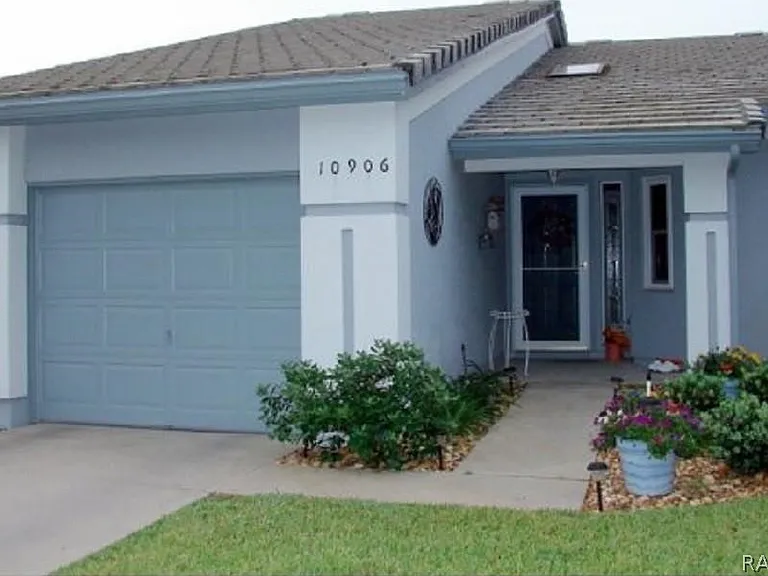 10906 W Cove Harbor Dr — Photo 2