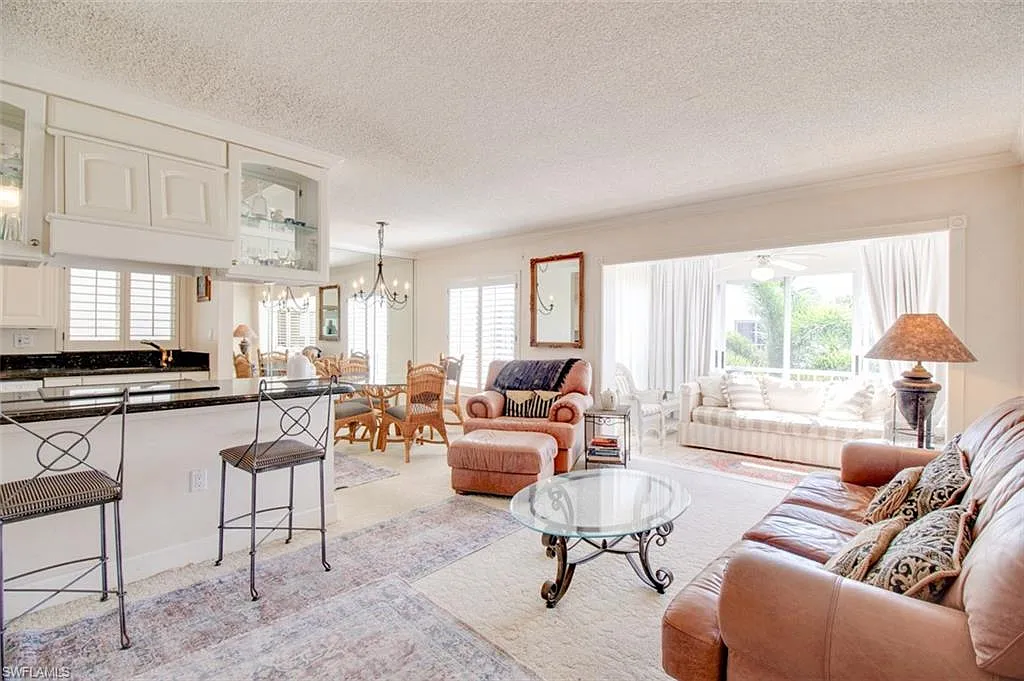 2 bed, 2.0 bath, 1000 sqft, $7,500 — Photo 1