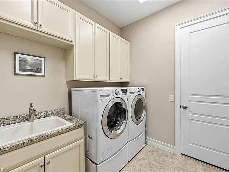 9446 Lagomar Ct — Photo 27