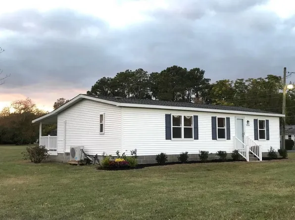 27374 Arlington Rd, Cape Charles, VA 23310