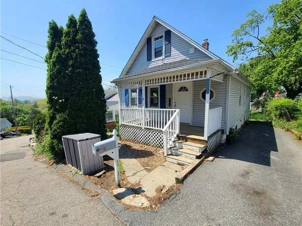 11 Hillcrest Avenue, Ossining, NY 10562