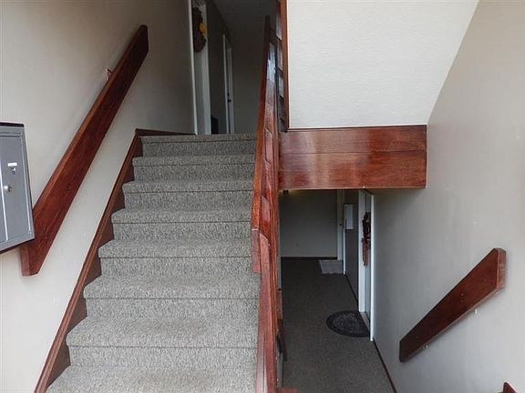 2nd image of 2060 Woodtrail Dr APT 20