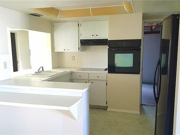 5th image of 3552 Cheswick Dr