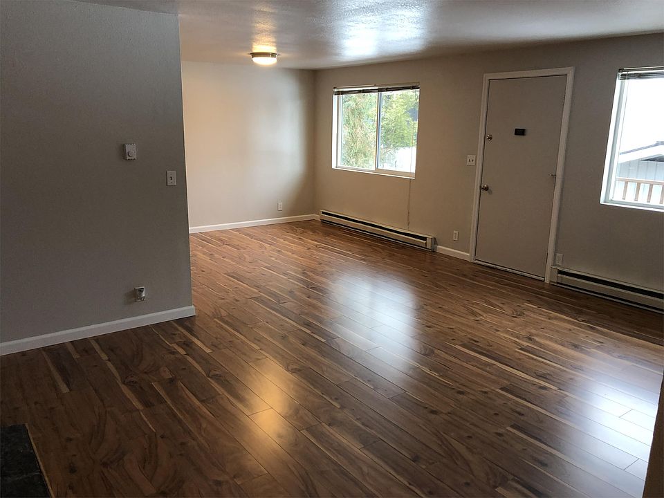 1st image of 8614 8th Ave W APT C