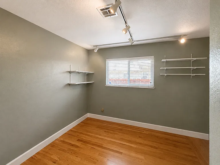2019 Debbie Ln — Photo 19