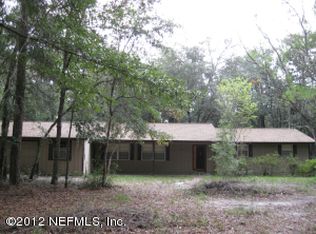 4250 Chokeberry Rd, Middleburg, FL 32068
