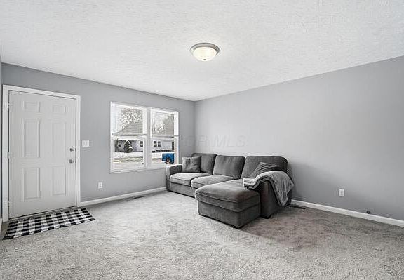 4th image of 8642 Fairbrook Ave