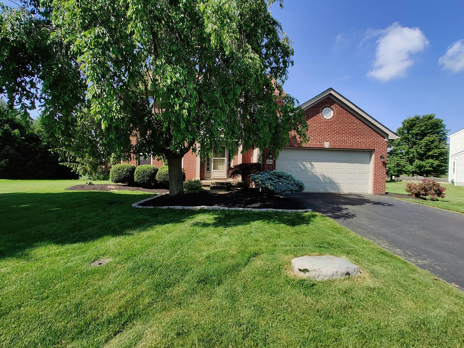 4 bed, 2.5 bath, 2843 sqft, $2,850 — Photo 4