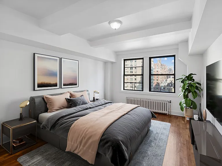 253 W 72nd St #1201 — Photo 12