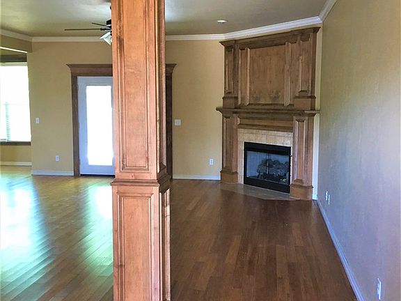 2nd image of 4723 W 8th Ave