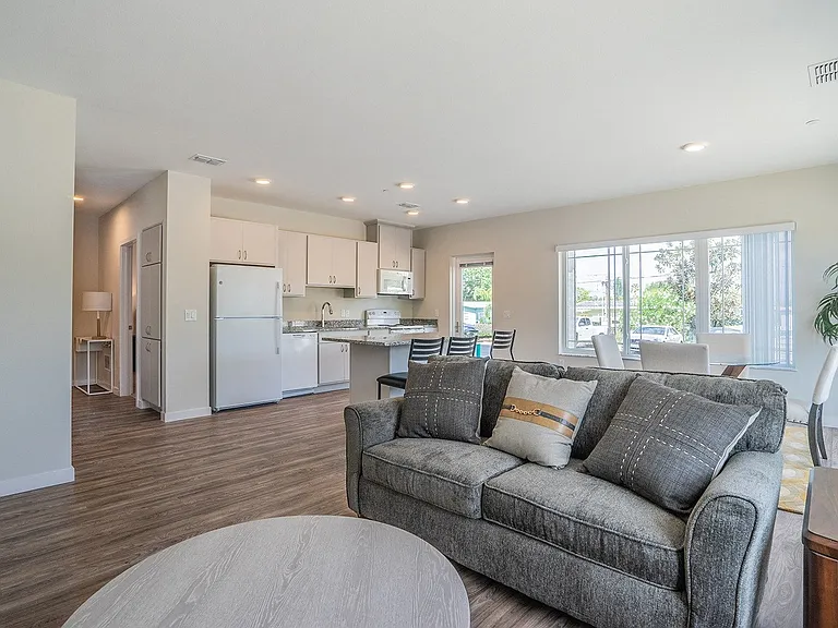 The Reef at Riviera 62+ Apartments — Photo 40