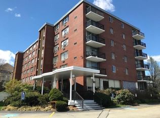 20 Hammond Pond Pkwy APT 108, Newton, MA 02467