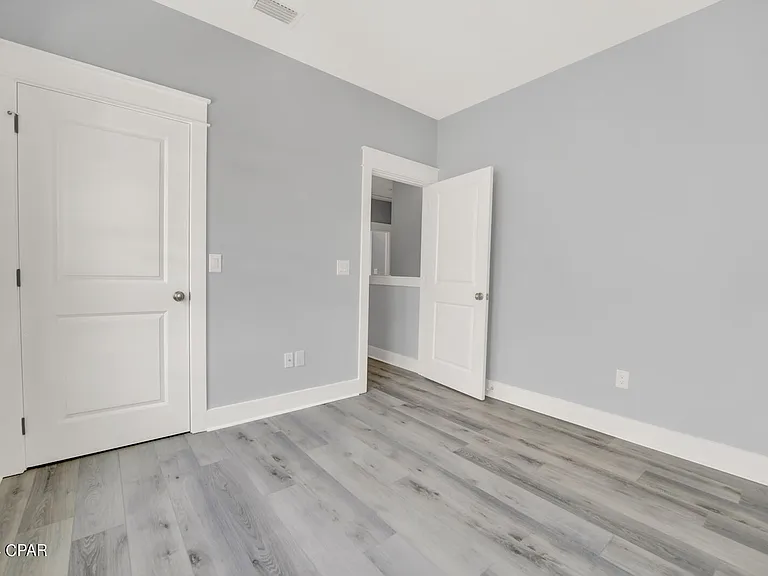 2703 Lagoon Manor Dr — Photo 11