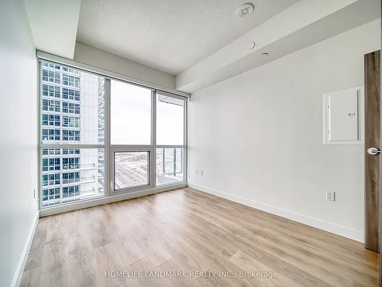85 McMahon Dr #2809 — Photo 25