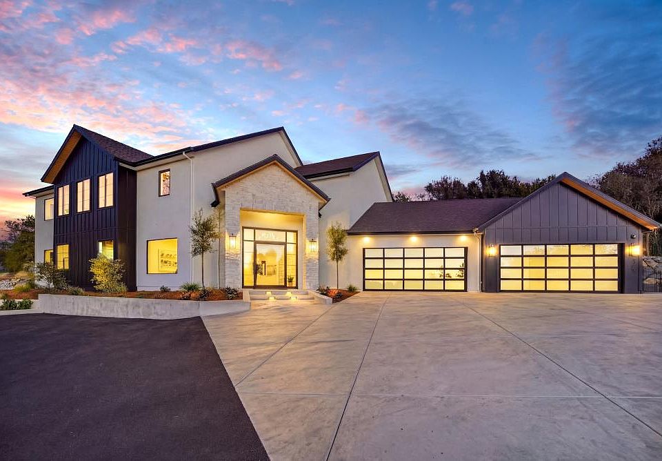 1st image of 3225 Rustic Woods Ct