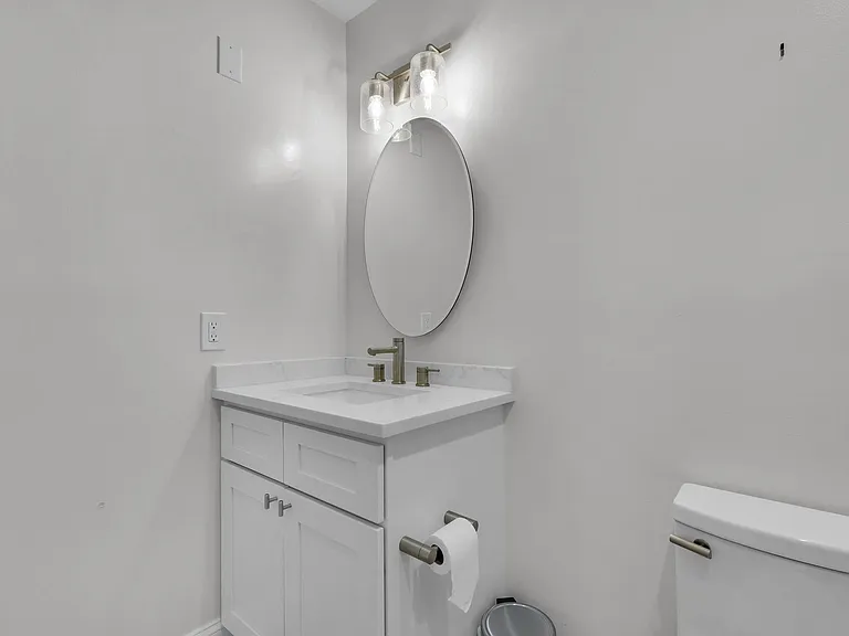 702 Tattnall St — Photo 15