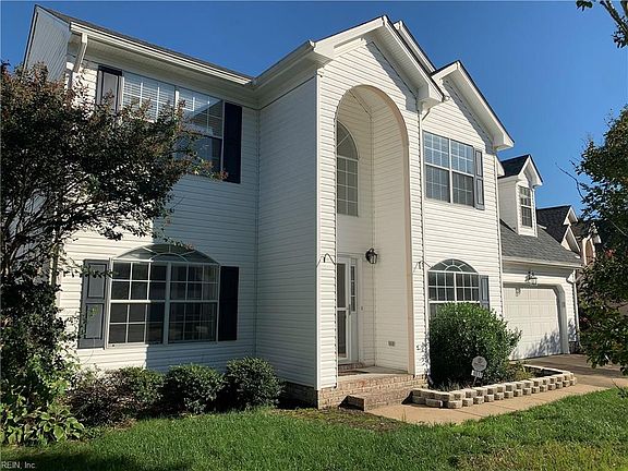 2nd image of 6011 Steeplechase Ln