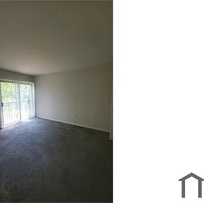 5317 E St SE #745 — Photo 1