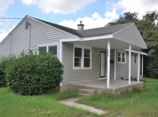 1402 Stroud Ave, Kinston, NC 28501