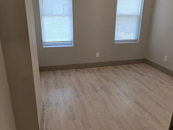 3rd image of 533 N Belnord Ave #B