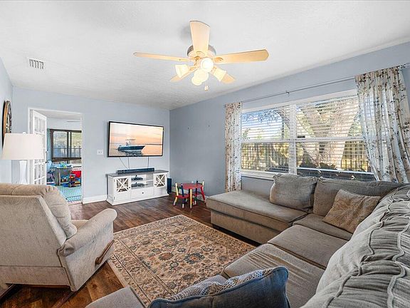 5th image of 3096 Woodsmill Dr