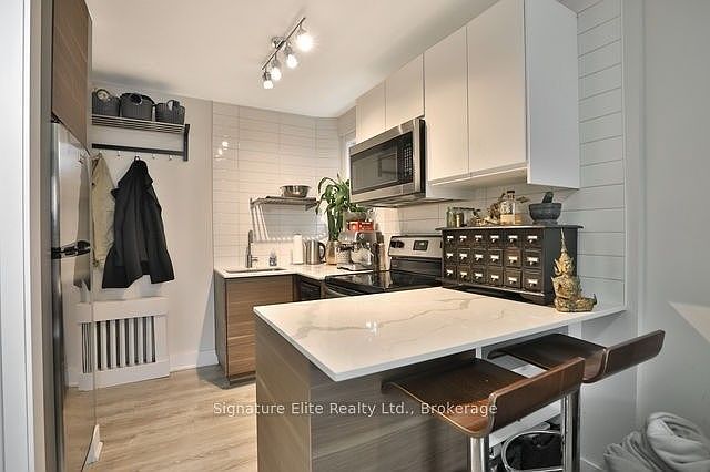 1st image of 112 Alder Cres #303