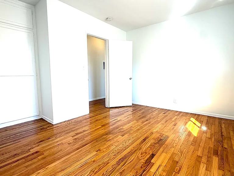 5937 Gregory Ave #5826-4 — Photo 11