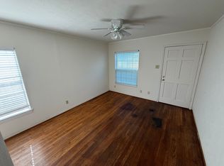 3623 Mount Everest St, Dallas, TX 75211