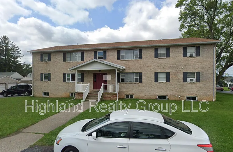 100 Spring St #A3