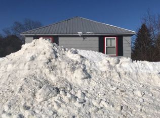 20 Hall St, North Anson, ME 04958