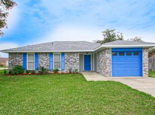 2748 Collette Dr, Marrero, LA 70072