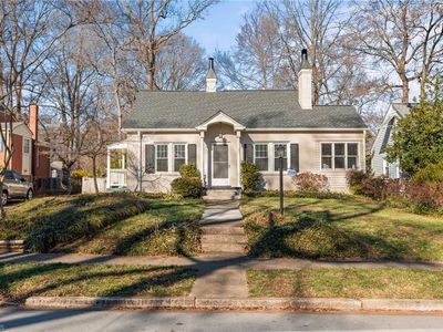 2006 Fernwood Dr, Greensboro, NC, 27408