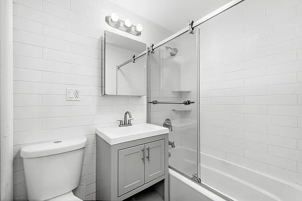 Rented by Compass | media 13