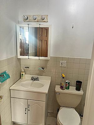 3rd image of 2314 32nd St #2