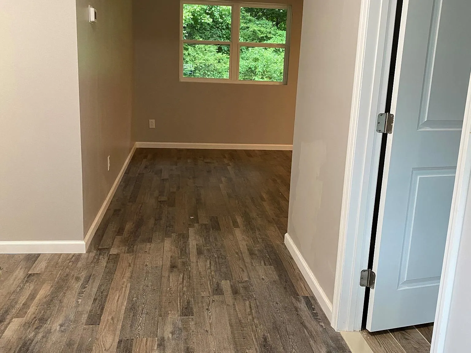 115 Bethune Cir — Photo 3