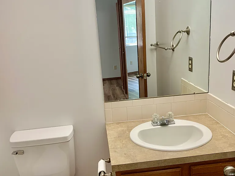 743 S Westview Cir — Photo 39