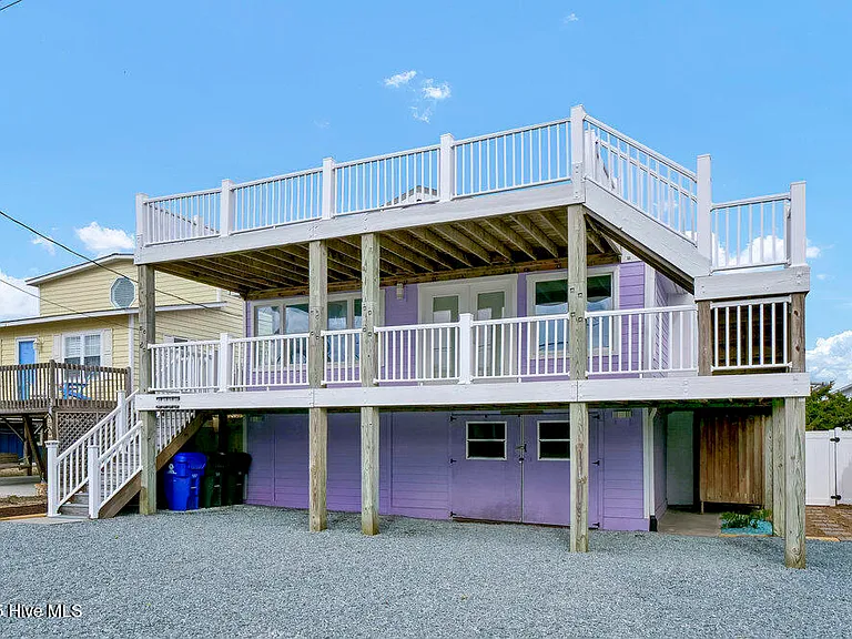 1207 N Topsail Dr — Photo 2