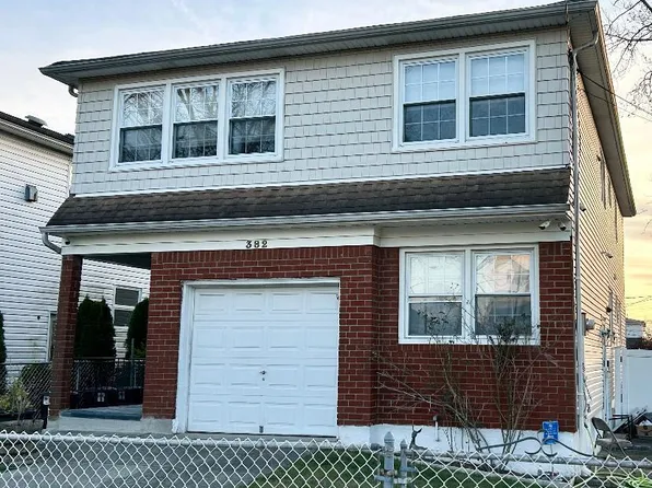 382 Adelaide Ave, Staten Island, NY 10306