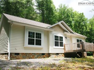 165 Benfield Rd, Newland, NC 28657