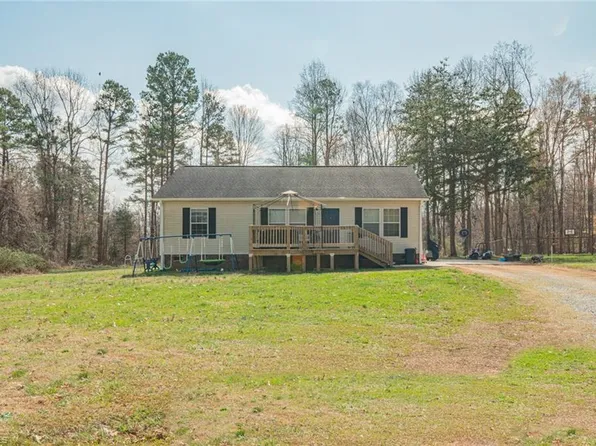 311 Saint Peter Church Rd, Randleman, NC 27317