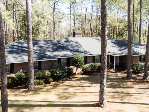 1270 Wadsworth Dr, Albany, GA 31721