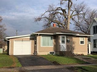 516 Holly Ave, Crookston, MN 56716
