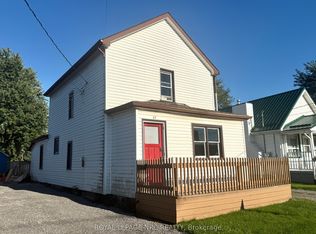 37 Wright St, Welland, ON L3B 2K2