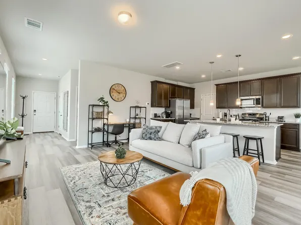 5625 Respinto Dr, Austin, TX 78747