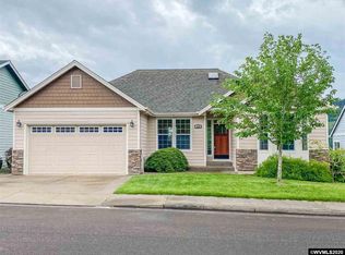 529 Coastal View Dr, Philomath, OR 97370