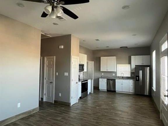 3rd image of 8531 Deerfield Dr