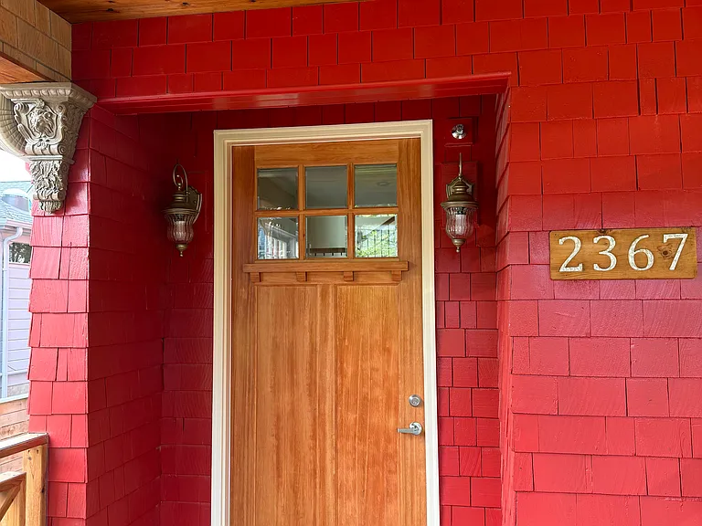 NW Kearney St — Photo 2