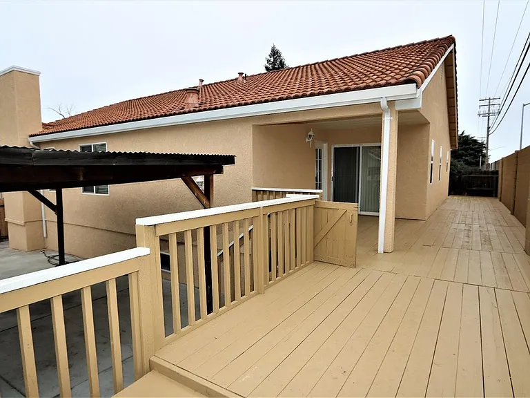 1320 Crater Ave — Photo 5