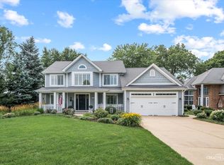 15300 S Lincolnway Cir, Plainfield, IL 60544