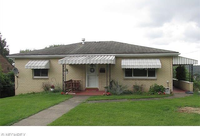 1st image of 3620 Woodlawn Way